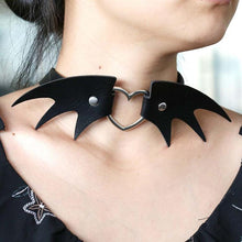 Load image into Gallery viewer, Punk Style Fashion Demon Wing Styling Leather Necklace Collar, Random Color Delivery - Mega Discount Store Ghana