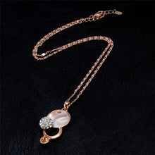 Load image into Gallery viewer, Gourd Shaped Freshwater Shell Pendant Necklace - Mega Discount Store Ghana