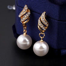 Load image into Gallery viewer, Set Jewelry  Earrings and Necklace Included Chic Pearl and Rhinestone Necklace and Earrings - Mega Discount Store Ghana
