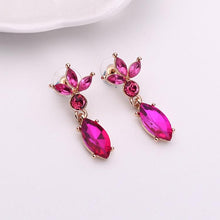 Load image into Gallery viewer, Ladies Innovative Novel Fashion Wreath Diamond-shape Necklace Earrings Jewelry Set(Rose Red) - Mega Discount Store Ghana